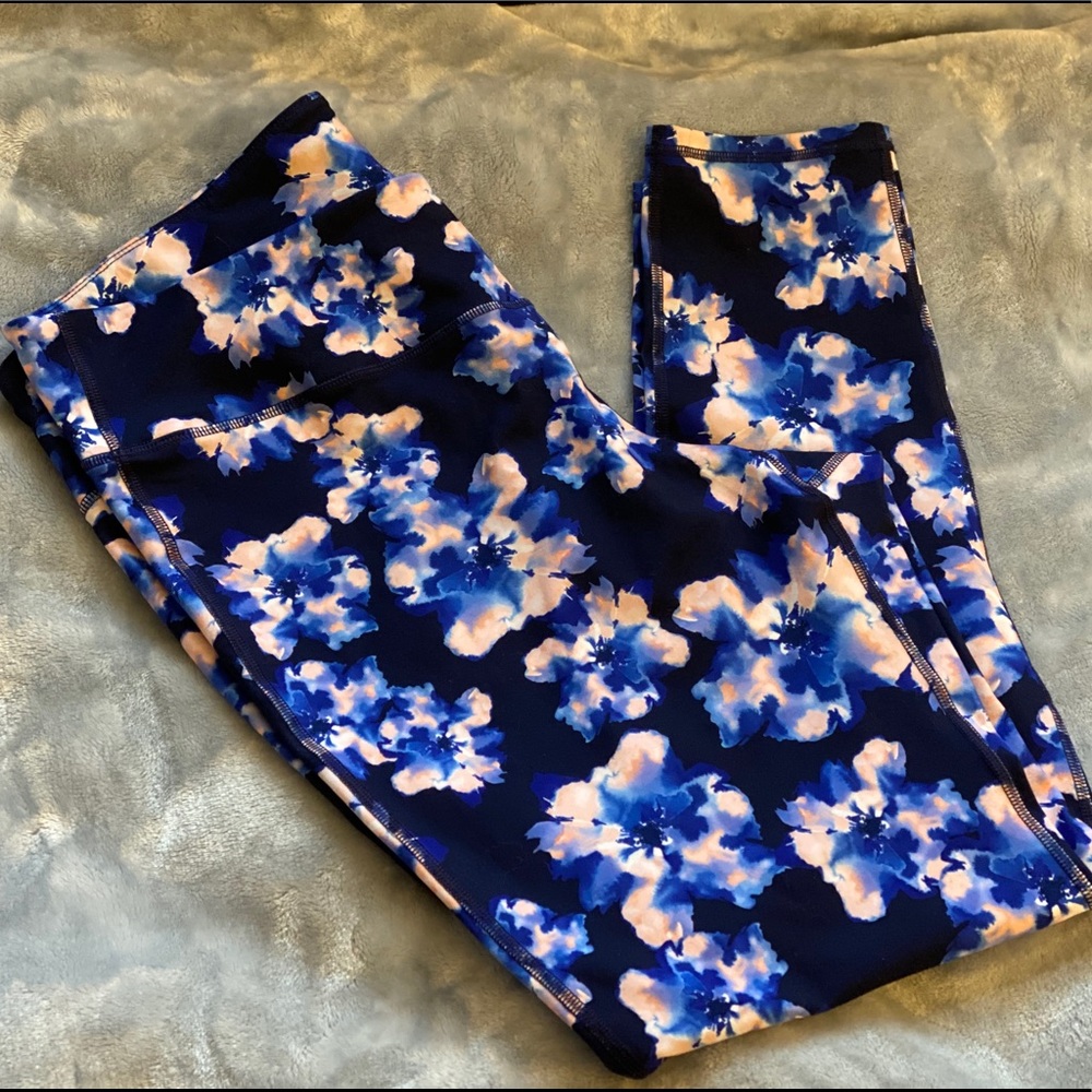 Old Navy Active Go-Dry Yoga Pants